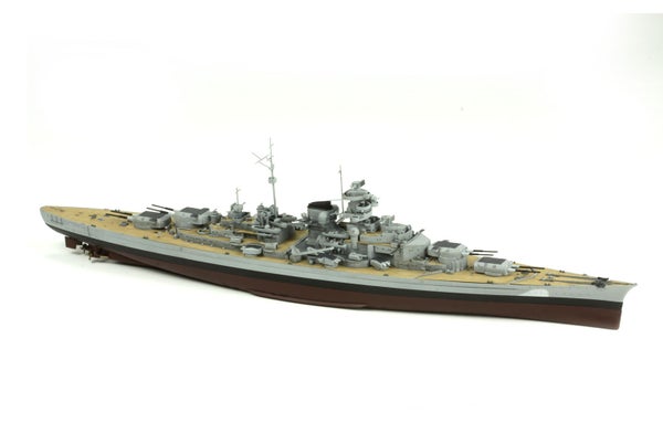 Kriegsmarine Battleship KM Bismarck  (Meng Models 1/700)